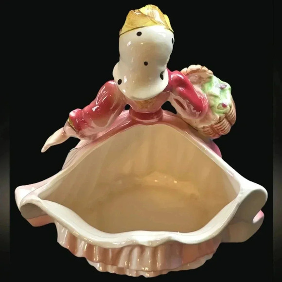 Vintage Lefton Lady in Flowing Pink Dress with Basket of Flowers Planter or Vase - Picture 8 of 11